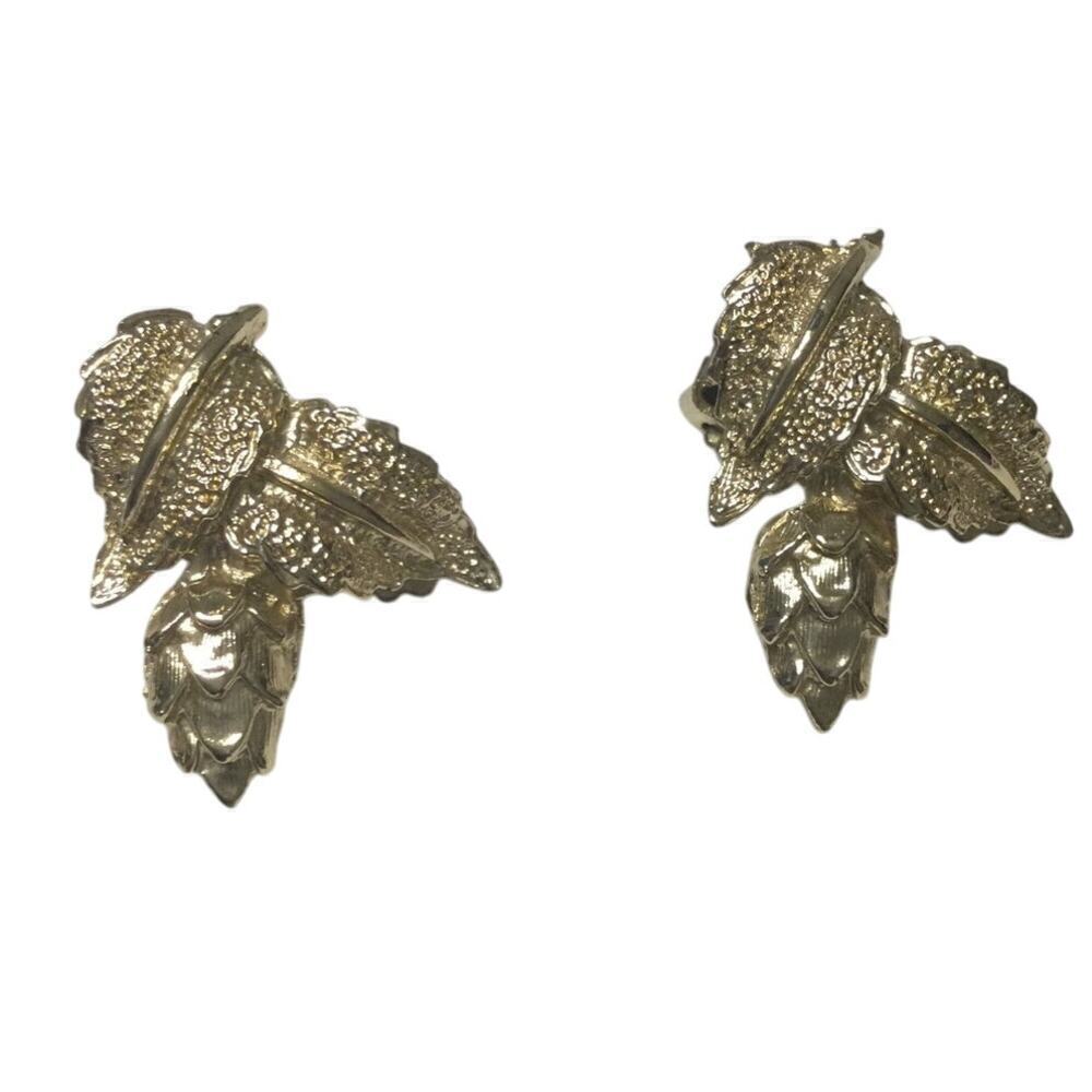 Vintage Clip on earrings pinecone leaves holiday fall christmas clipon gold tone